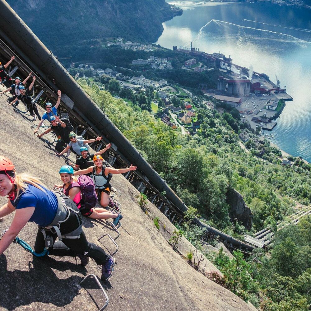 Trolltunga via ferrata Hardangerfjorden med Trolltunga active