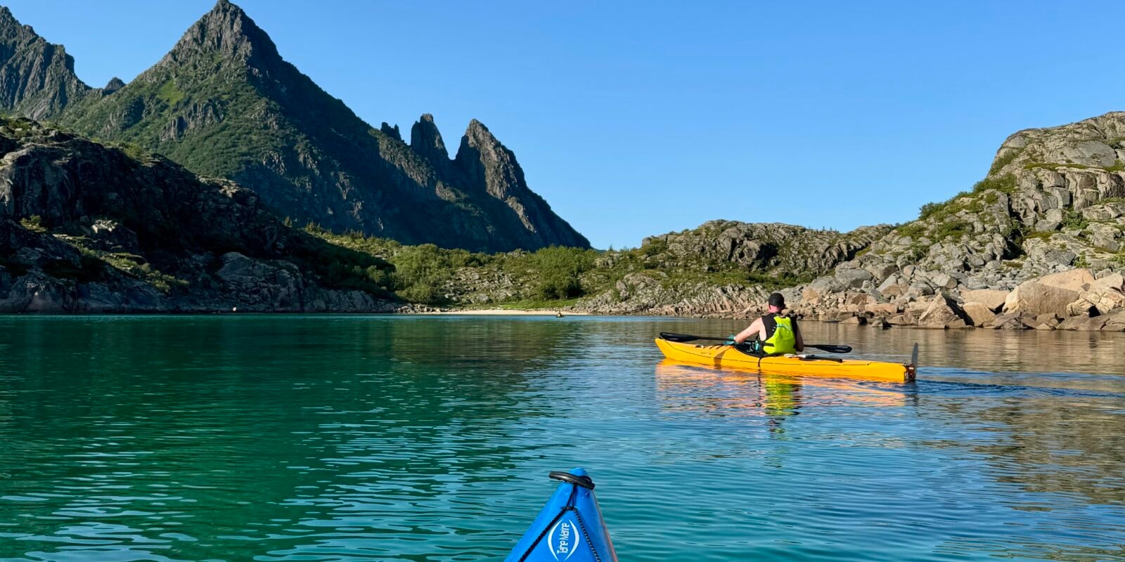 Go2Lofoten - Guidet kajakktur