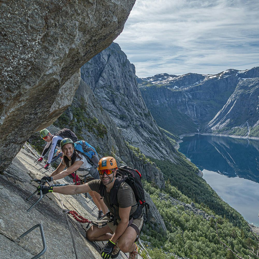 Trolltunga Via Ferrata med Trolltunga Active i Hardanger