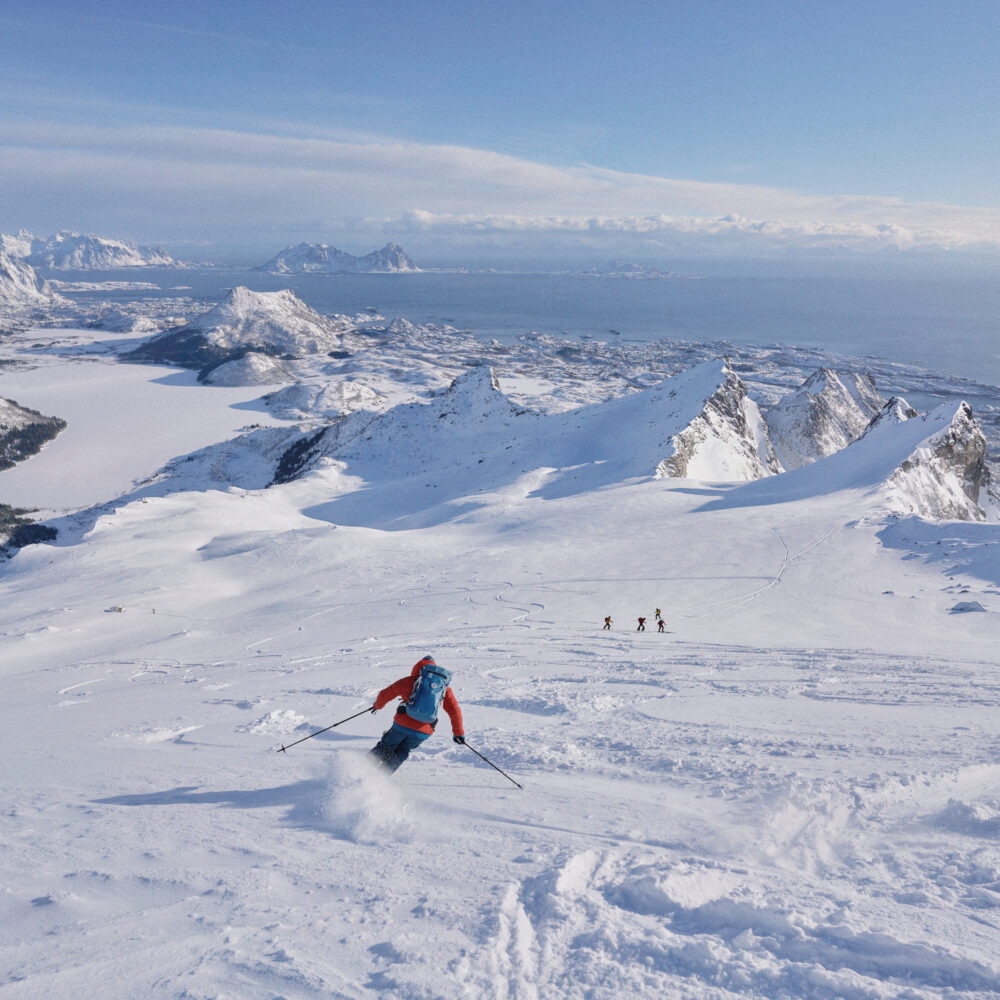 Skitur i regi av Trevarefabrikken i Henningsvær