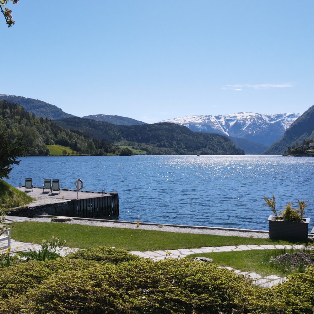 Brakanes Hotel i Fjordtind Hotels kjeden i Ulvik i Hardangerfjorden