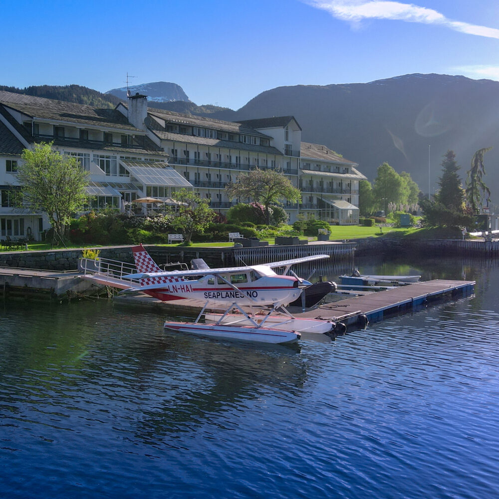 Brakanes Hotel i Fjordtind Hotels kjeden i Ulvik i Hardangerfjorden