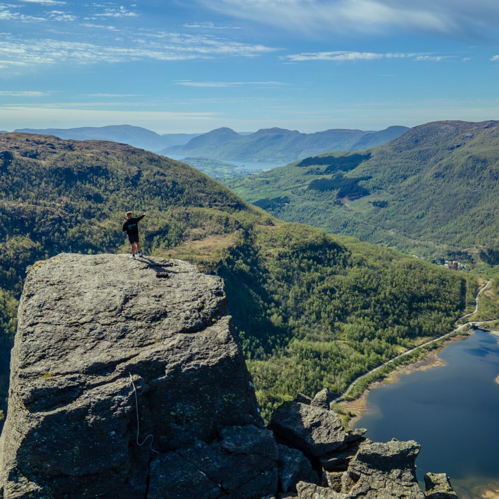 Hårlandsnepane i Etne ved Fugl Fønix Hotel