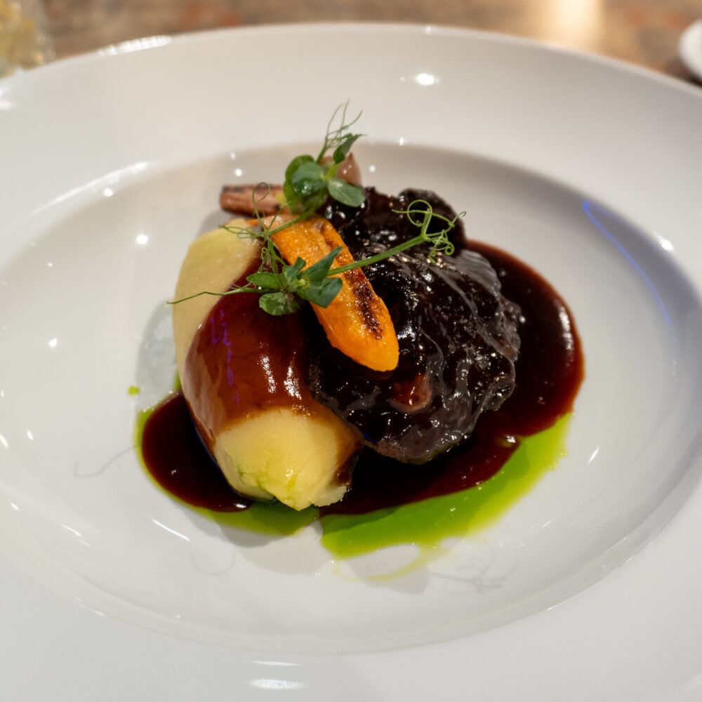 4-retters meny på Skogstad Fjellhotell & Resort i Hemsedal som er del av Unike Hoteller og partner av Tilbring Norges triveligste reiseportal