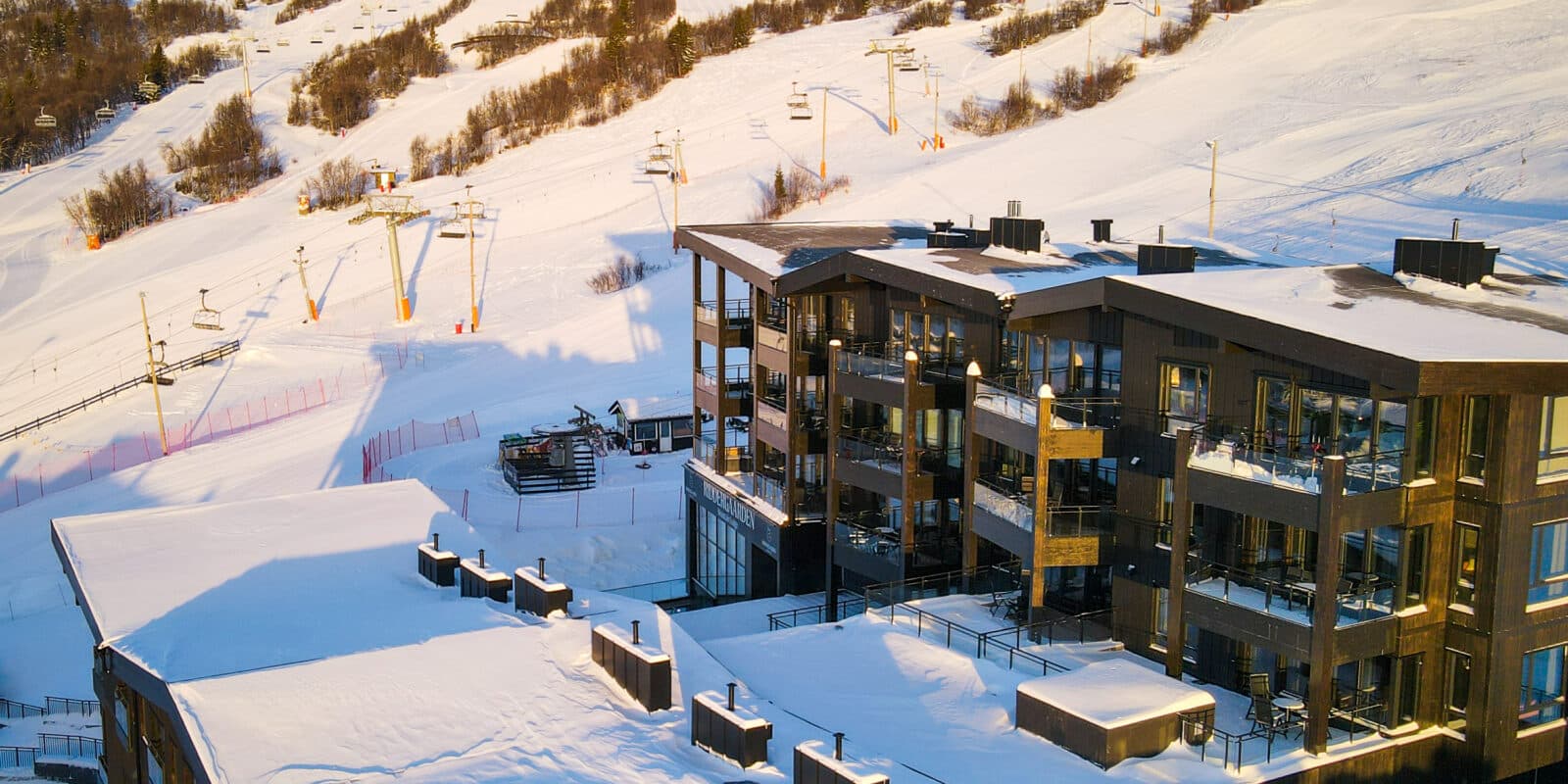 Riddergaarden Mountain Lodge og Ridderbadet på Beitostølen