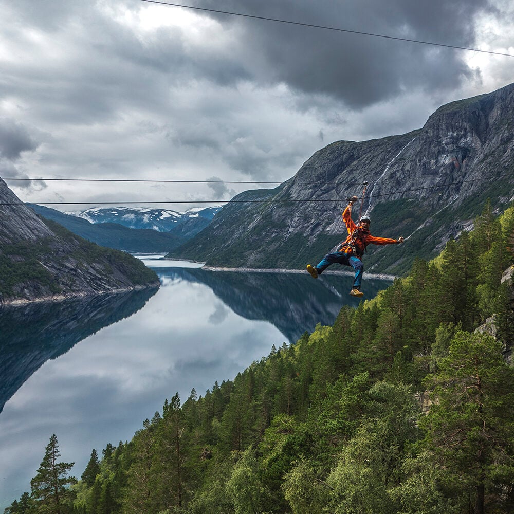 Zipline Trolltunga med Trolltunga Active