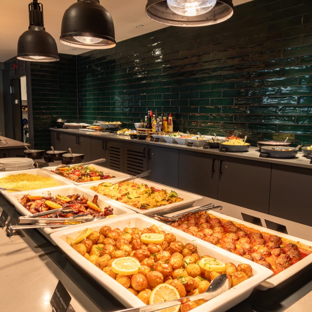 Grand Hotel Skei i Unike Hoteller, Tilbring bilder og tilbring partner fra juli 2025