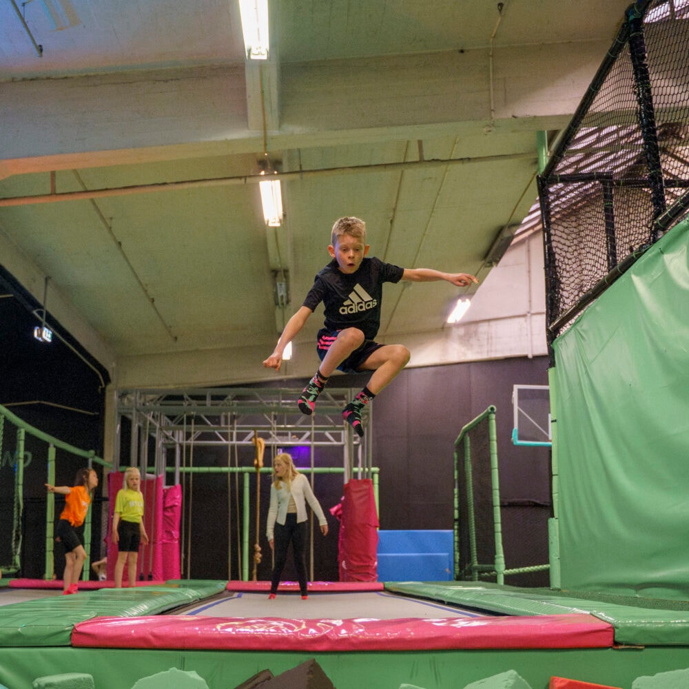 Skyland trampolinepark i Kristiansand partner av Tilbring i Agder