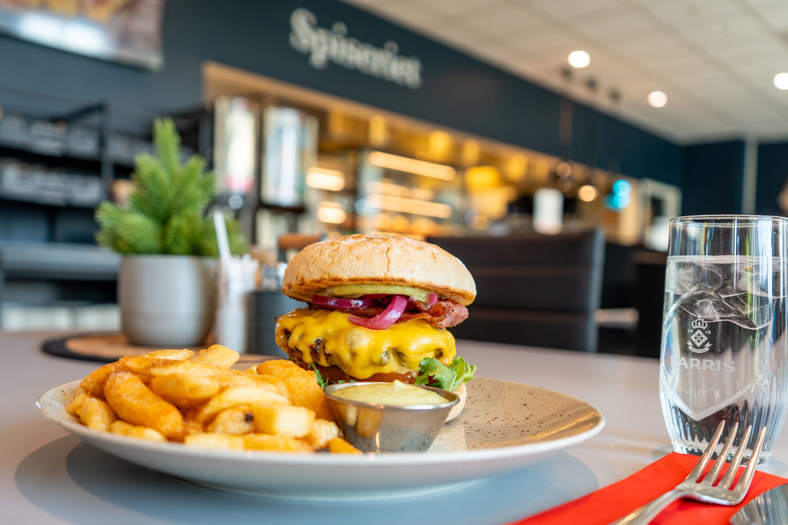 Vertikalen Hotell & Spiseri i Lillesand partner av Tilbring i Agder