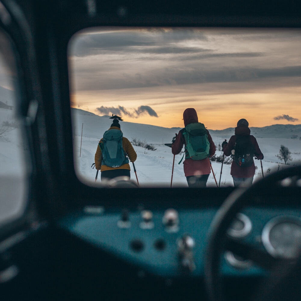 Beltebil med Jotunheimen Travel