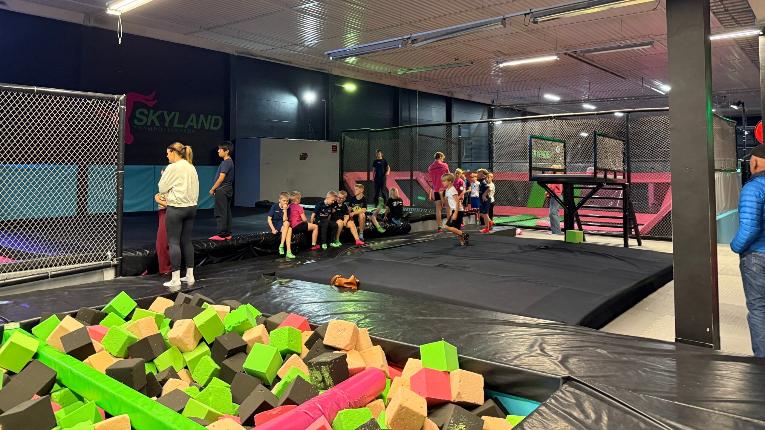 Skyland Brotorvet i Telemark partner av Tilbring med rabattkode trampolinepark