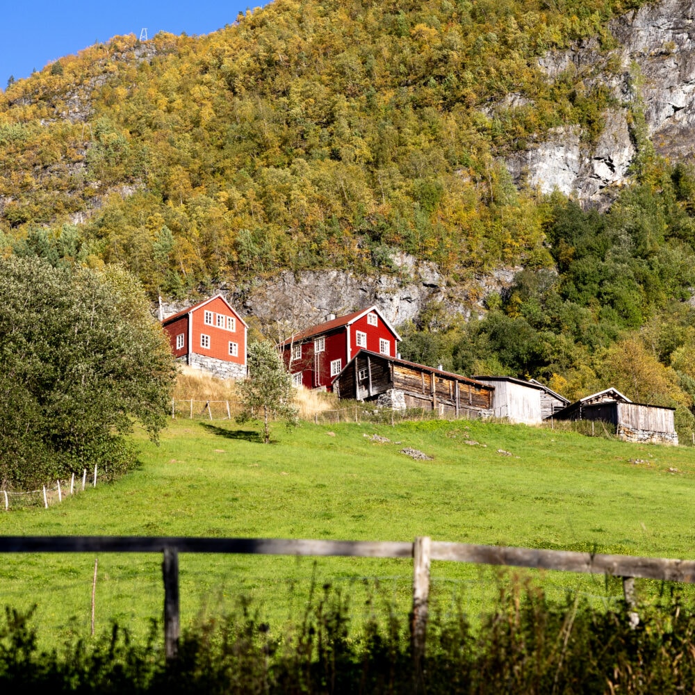 Vetti gard del av Klingenberg Resort i Sognefjorden nær jotunheimen partner av Tilbring i vestland med rabattkode