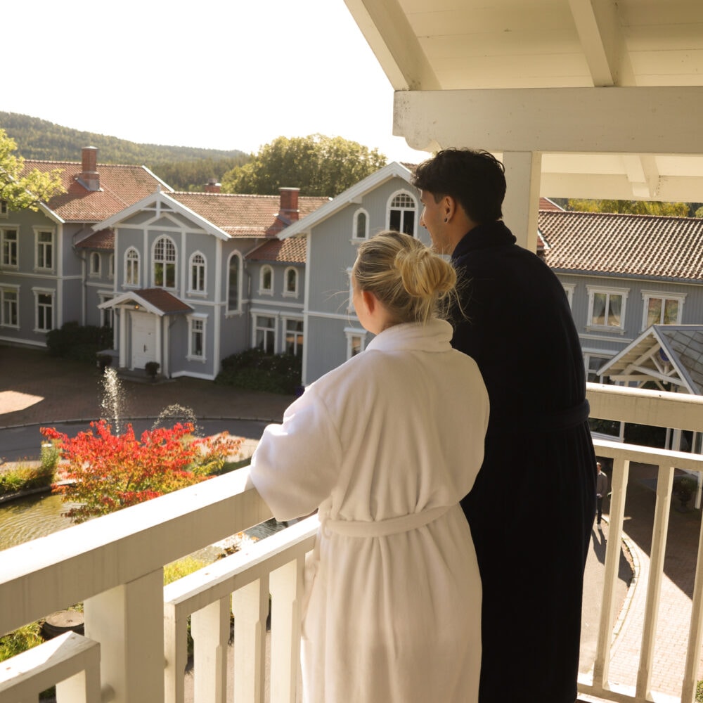 Losby Gods aktiviteter ute