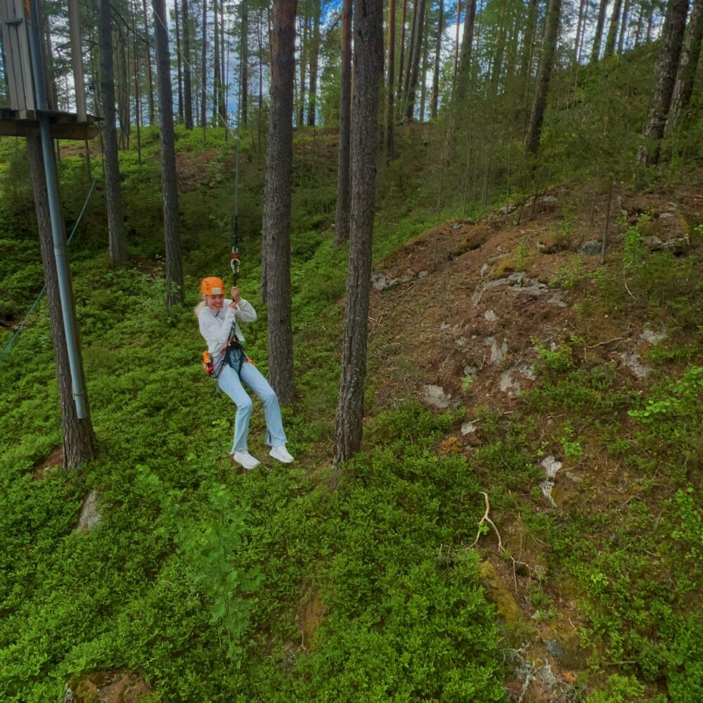 Klatreparken til Mineralparken partner av Tilbring på Hornnes med rabattkode