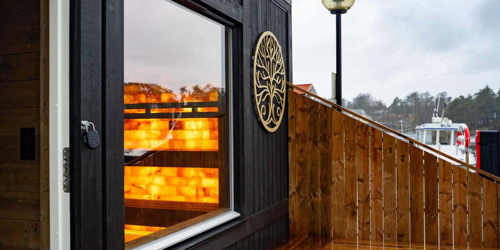 Hjellestad Sauna som er en del av Vestfjord Sauna, partner av Tilbring med rabattkode som gir 10% rabatt. Ofte billigst