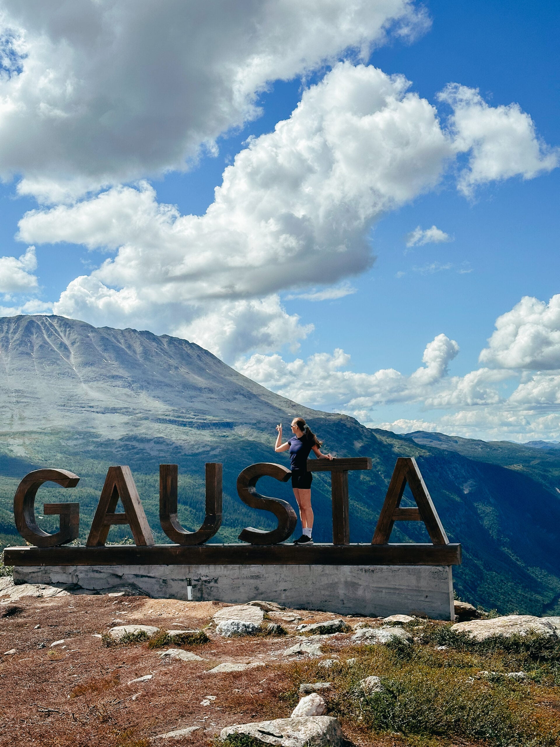 Gausta Sportell på Gaustatoppen hotell med turmuligheter og ski in ski out på Gausta i Telemark partner av Tilbring med rabattkode